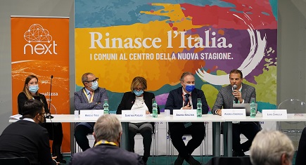 Rivedi il convegno tenuto da Dedagroup Public Services all'Assemblea ANCI 2021